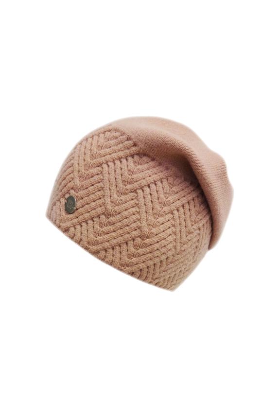 Women's cap with viscose in salmon color