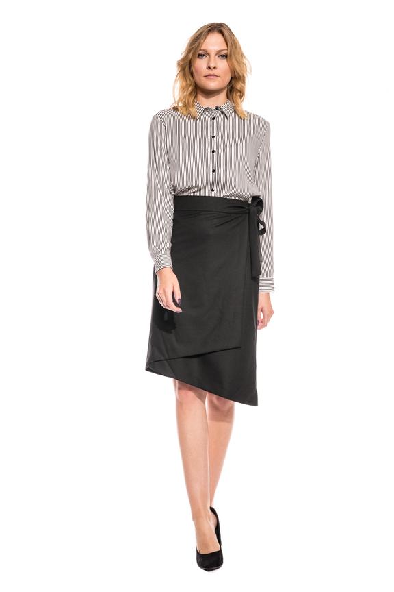 Spódnica z asymetrycznym przodem