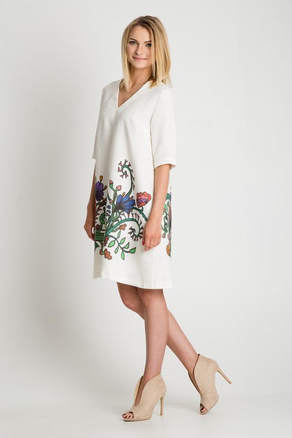 Biała lniana sukienka z kolorową aplikacją