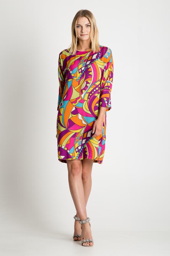 Kolorowa sukienka nietoperz z rękawem 3/4