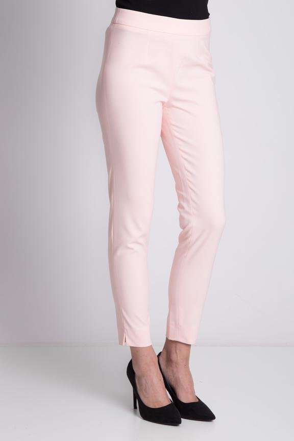 Pudrowe spodnie z wyższym stanem