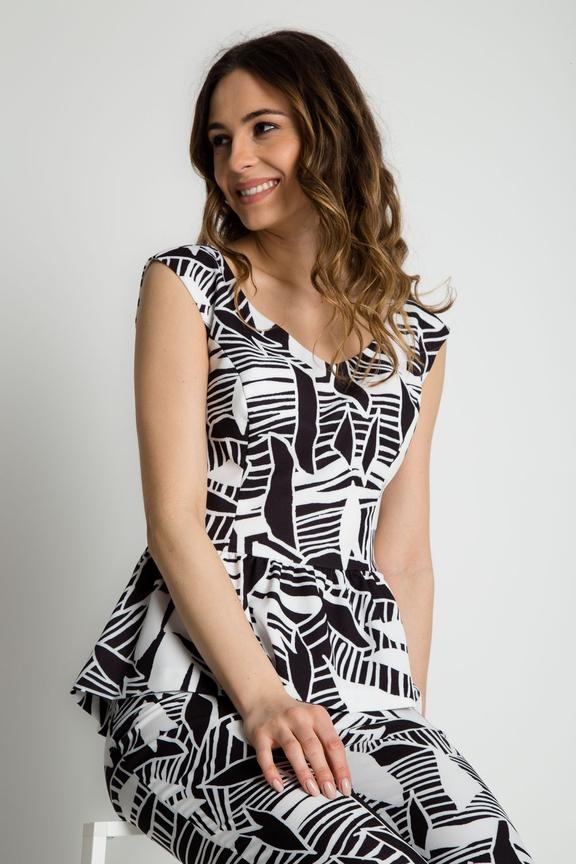 Biało-czarna bluzka z głębokim dekoltem oraz baskinką