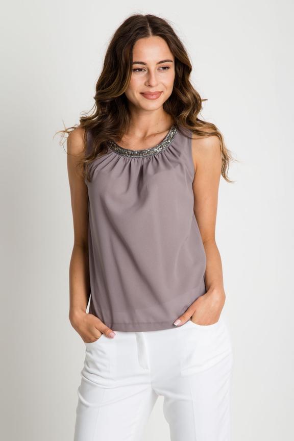 Elegancka bluzka bez rękawów z ozdobą przy dekolcie