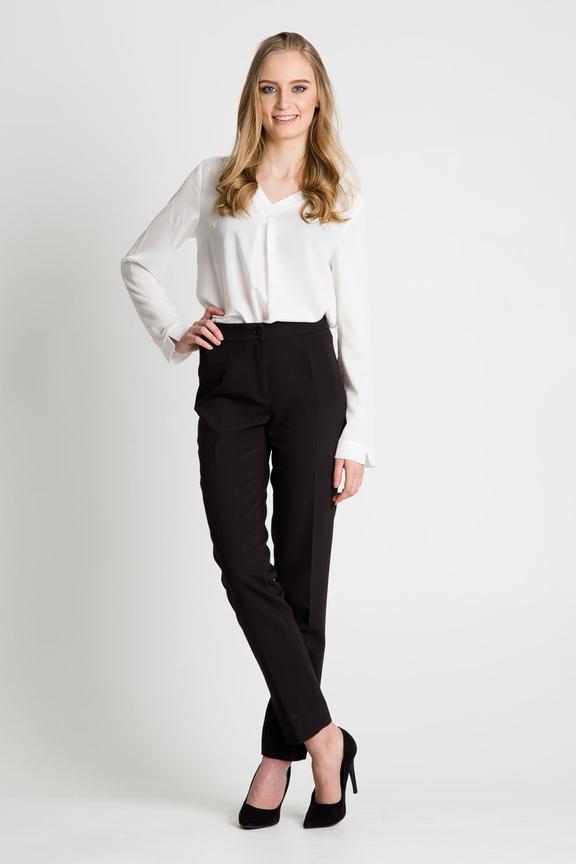 Długie czarne spodnie w kant z wysokim stanem