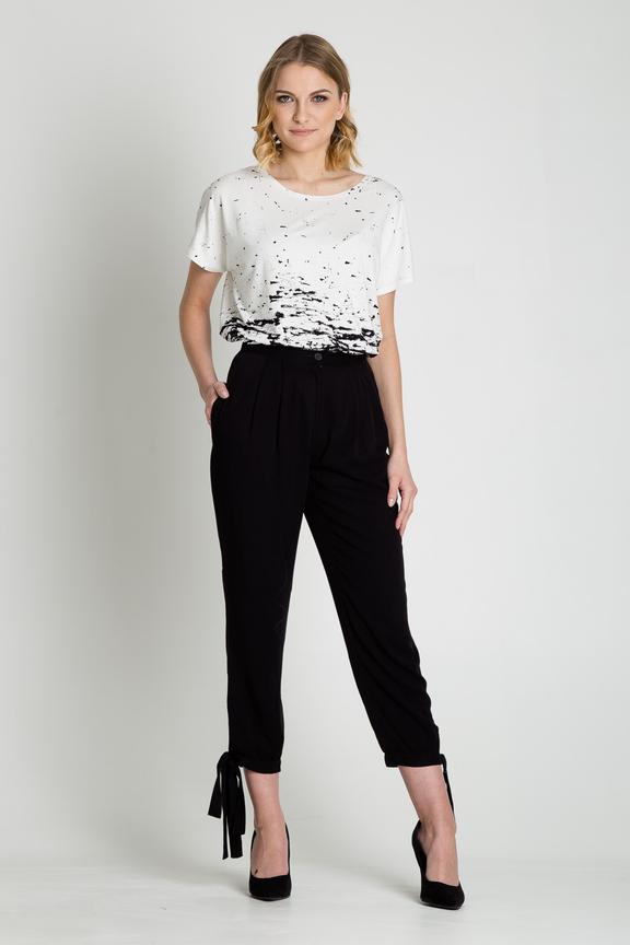 Czarne spodnie z wiązaniem na nogawkach