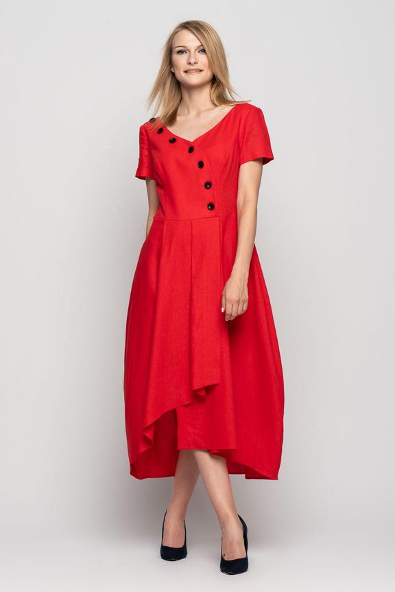 Lniana sukienka z asymetrycznym zapięciem