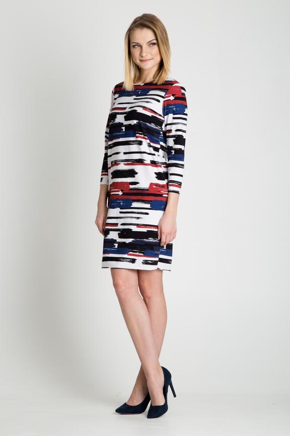 Wzorzysta sukienka z rękawem 3/4