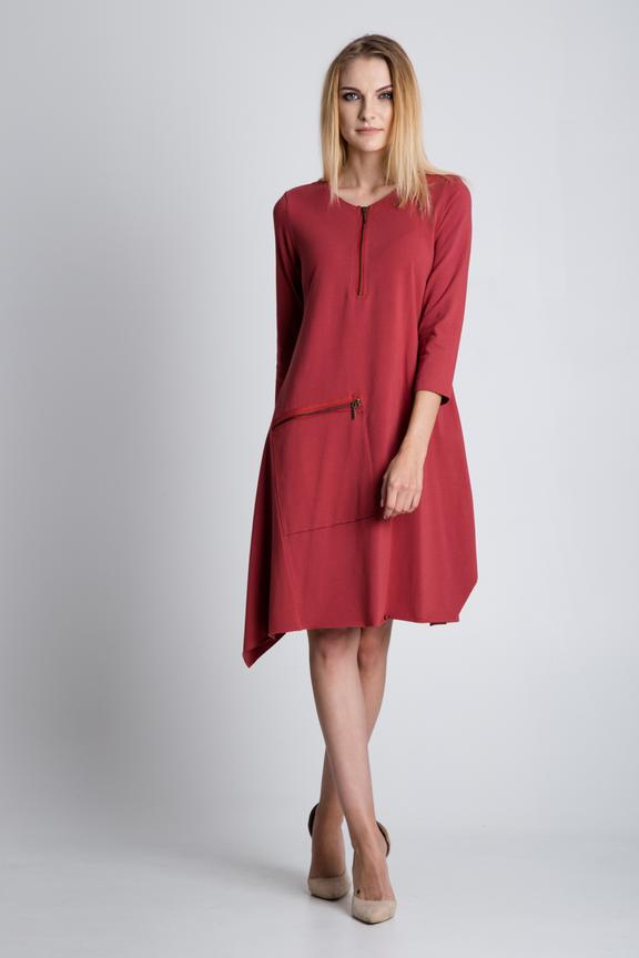 Sukienka z rękawem 3/4 oraz kieszenią