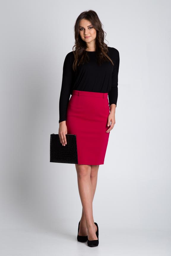 Czerwona ołówkowa spódnica z podszewką