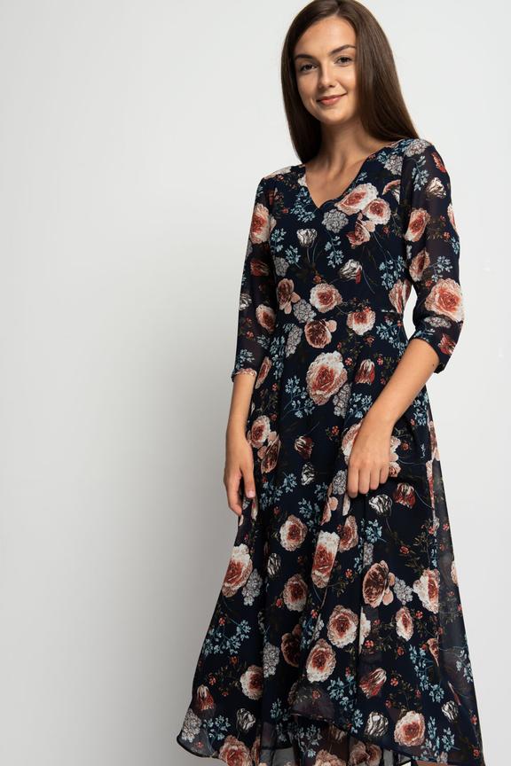 Sukienka midi w kwiaty z rękawem 3/4