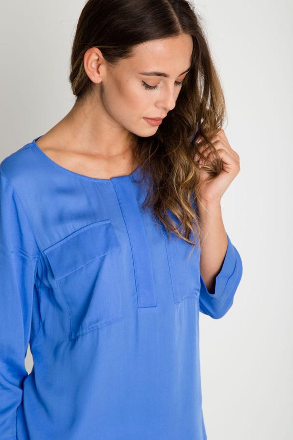 Niebieska wiskozowa bluzka z rękawem 7/8