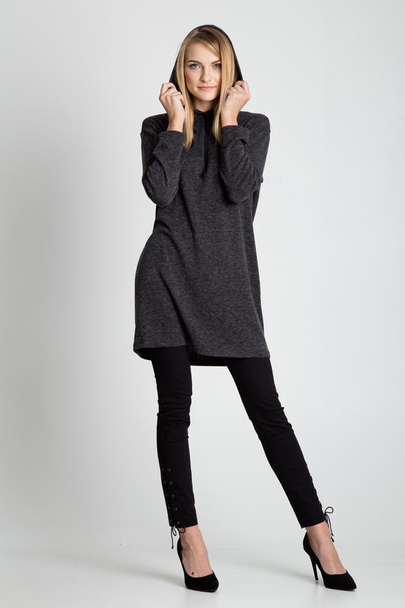 Szary sweter z kapturem