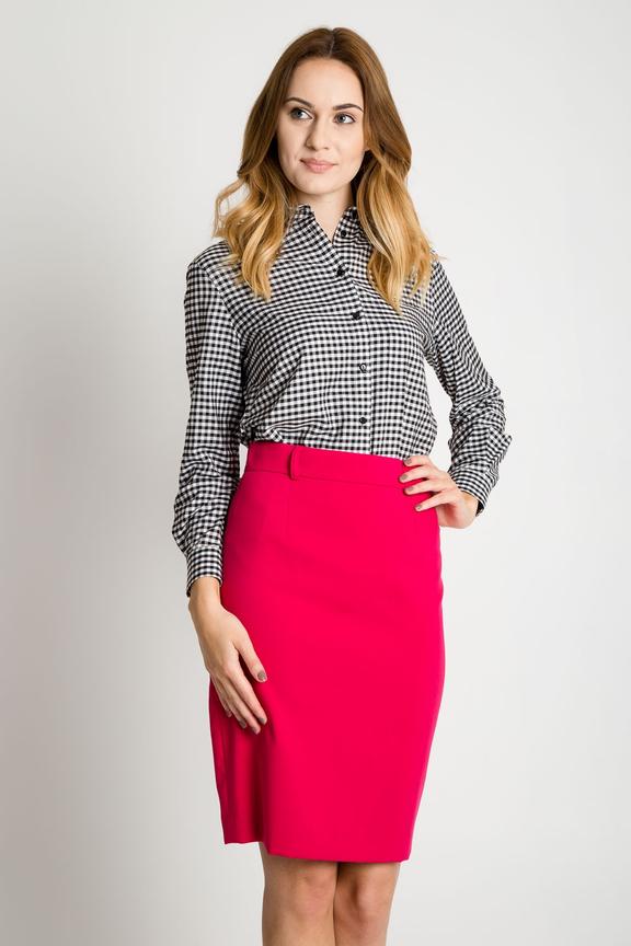 Ołówkowa różowa spódnica z podszewką