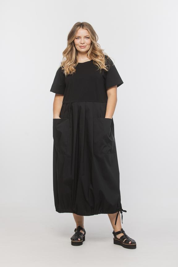 Bawełniana czarna sukienka midi z dzianinową górą