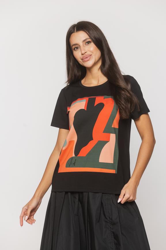 Cotton T-shirt with a contrasting print