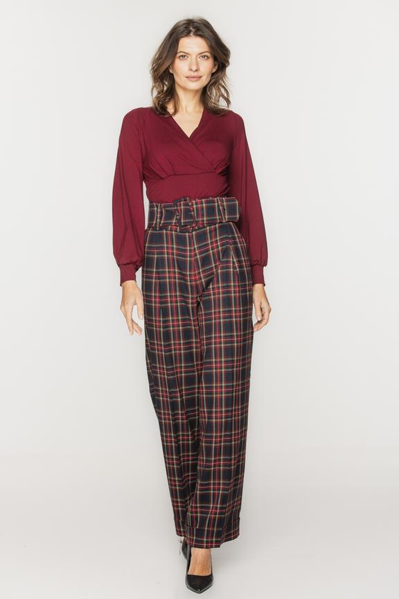 Bluzka bordowa  z kopertowym dekoltem