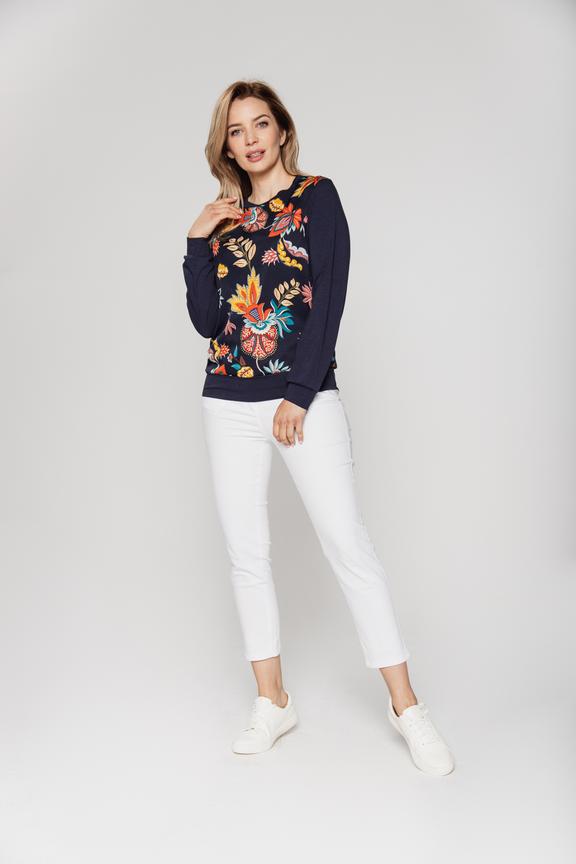 Granatowa bluzka z motywem kwiatowym