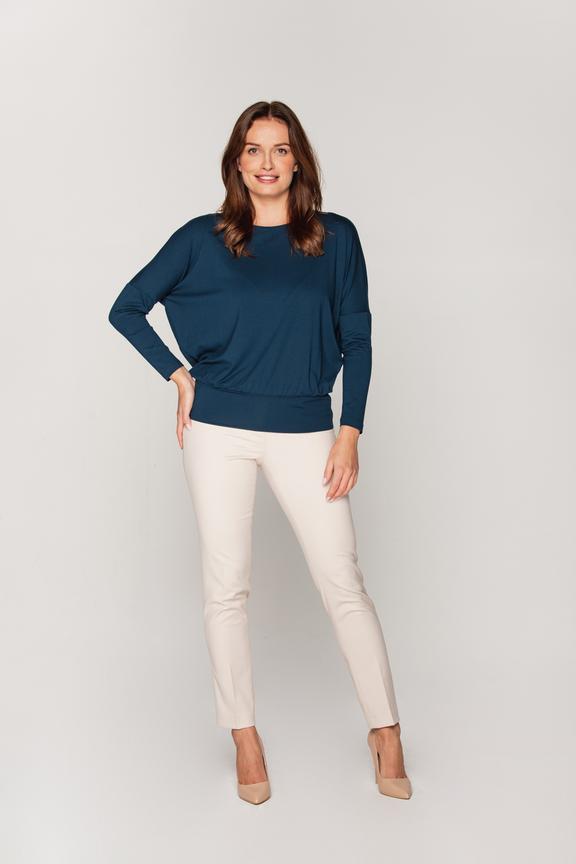 Nietoperzowa bluzka z wąskimi rękawami