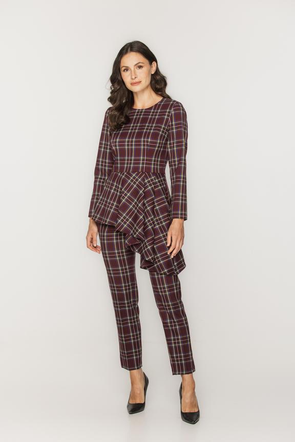 Bluzka w szkocką kratę z baskinką