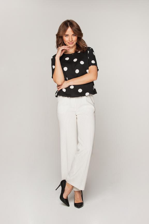 Bluzka w grochy wykończona gumką
