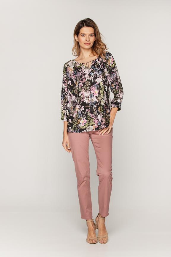 Bluzka zdobiona chwostami