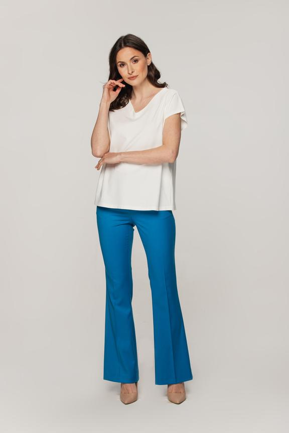 Bluzka z trójkątnym dekoltem