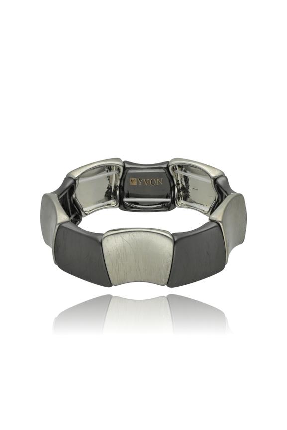 Rozciągliwa bransoletka w kolorze ciemnego srebra