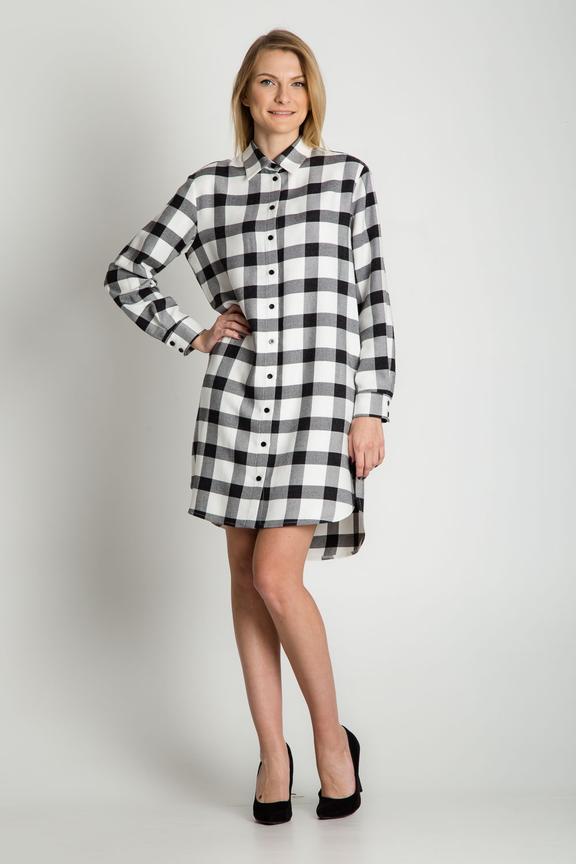 Sukienka z kołnierzykiem zapinana z przodu na guziki