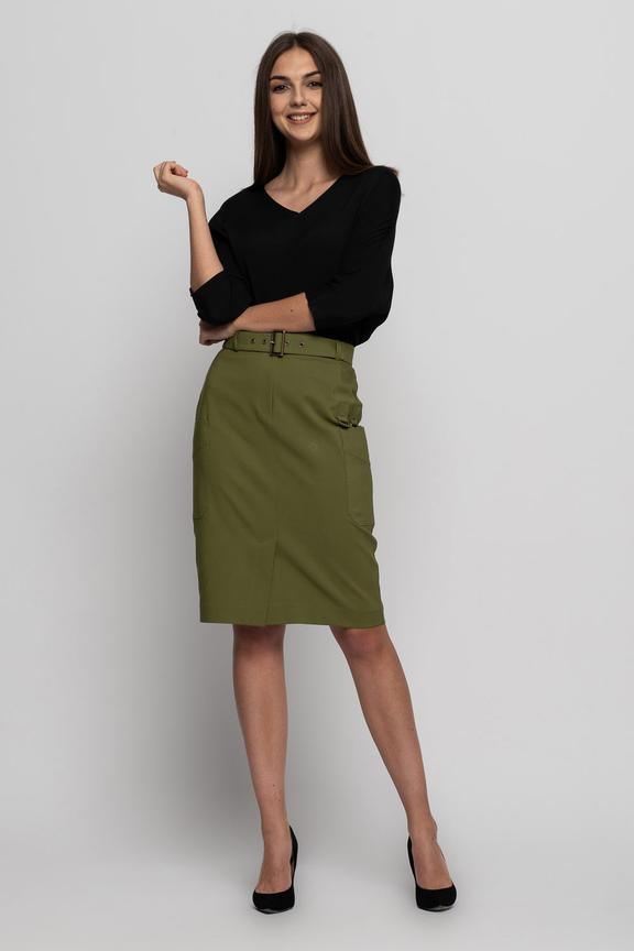 Zielona spódnica z paskiem