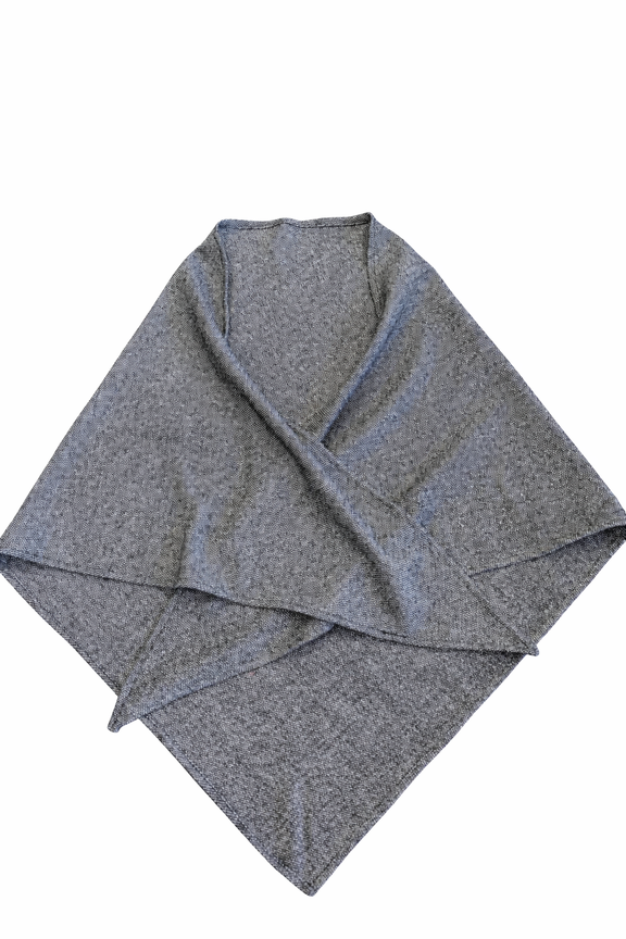 Trójkątna chusta z naturalnych tkanin