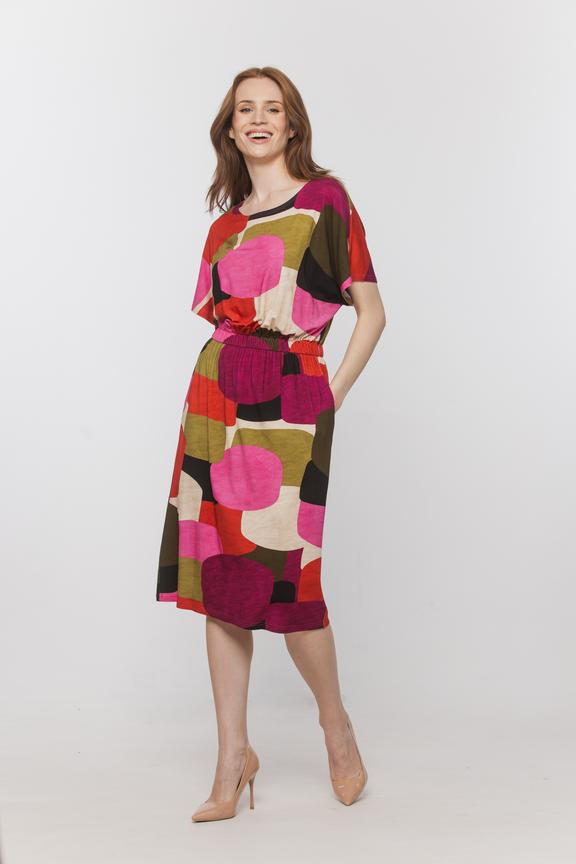 Codzienna kolorowa sukienka z elastyczną talią