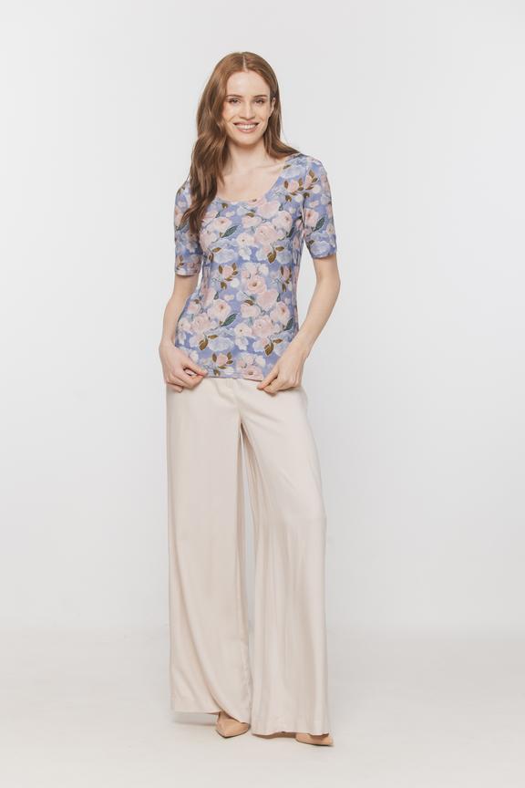 Codzienna pastelowa bluzka z kwiatowej dzianiny