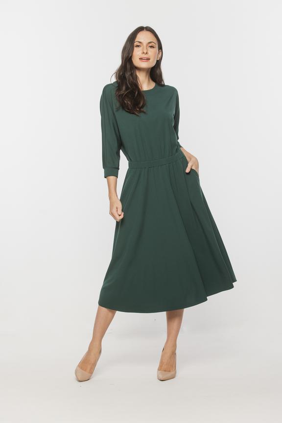 Codzienna sukienka z rękawem kimono i elastyczną talią