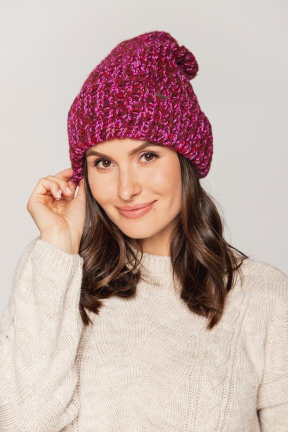 Melange cap in pink color