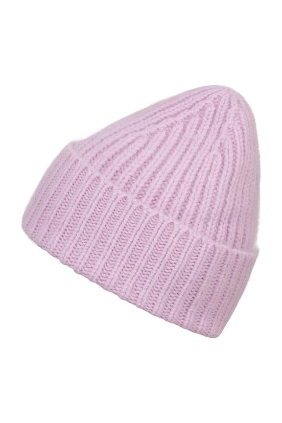 Light pink hat with angora wool