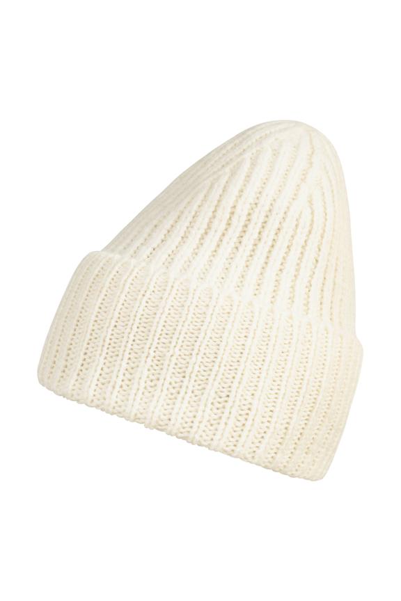 Wool cap in cream color