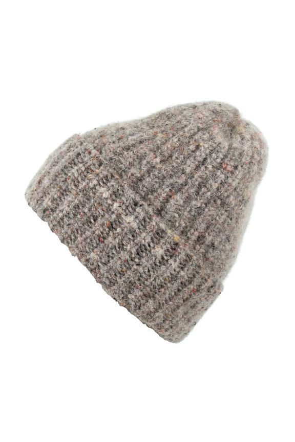 Melange beige hat made of natural fibers