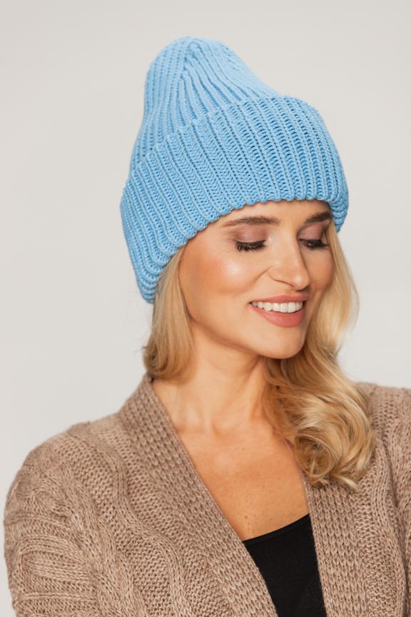 Blue cap with thick weave