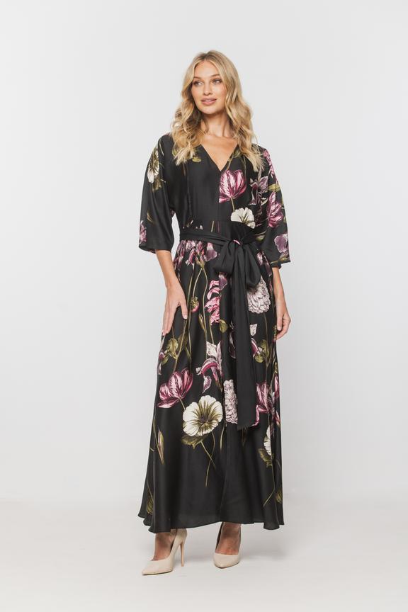 Czarna długa sukienka z kwiecistej wiskozy
