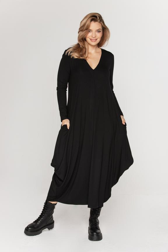 Czarna luźna sukienka z wiskozy