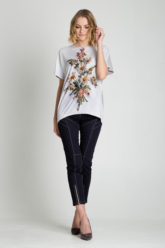 Bluzka w kwiaty z krótkim rękawem