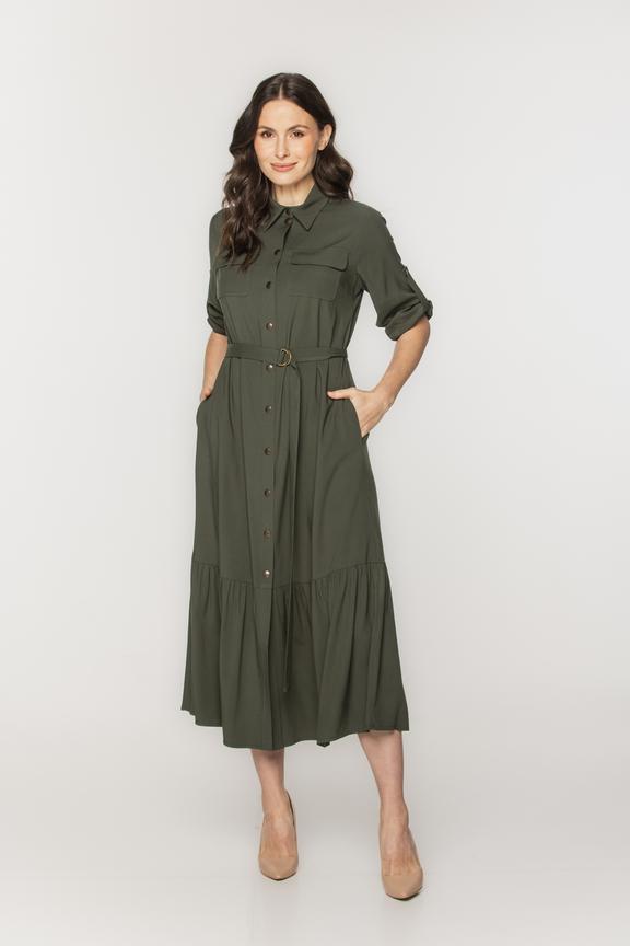 Zielona sukienka z falbaną i paskiem