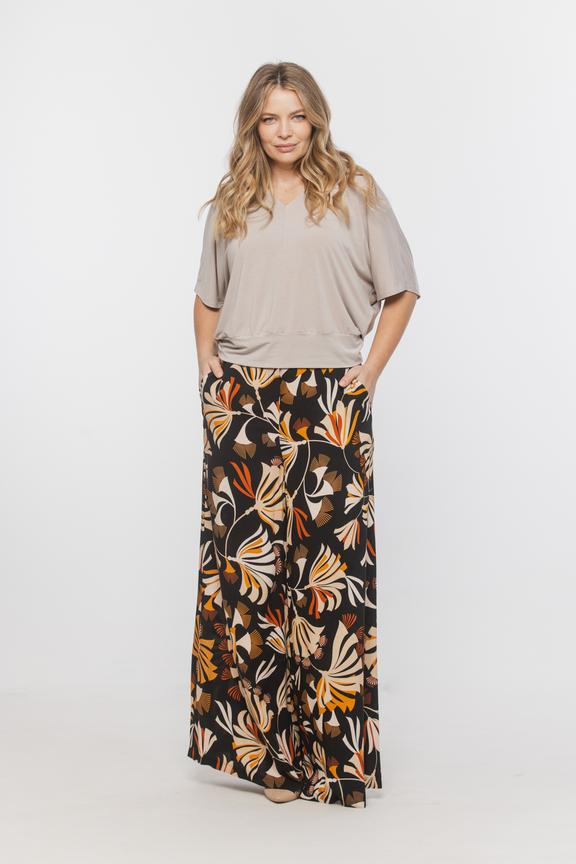 Dzianinowa beżowa bluzka ze ściągaczem w talii