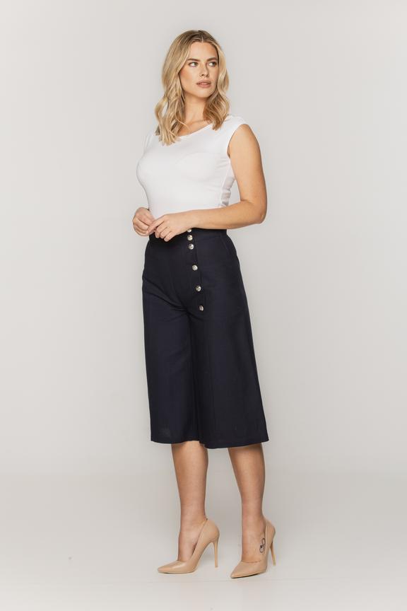 Dzianinowa dopasowana biała bluzka