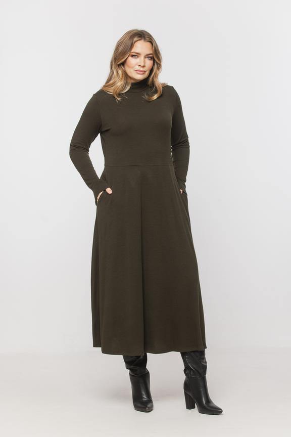 Dzianinowa sukienka khaki z dodatkiem wełny