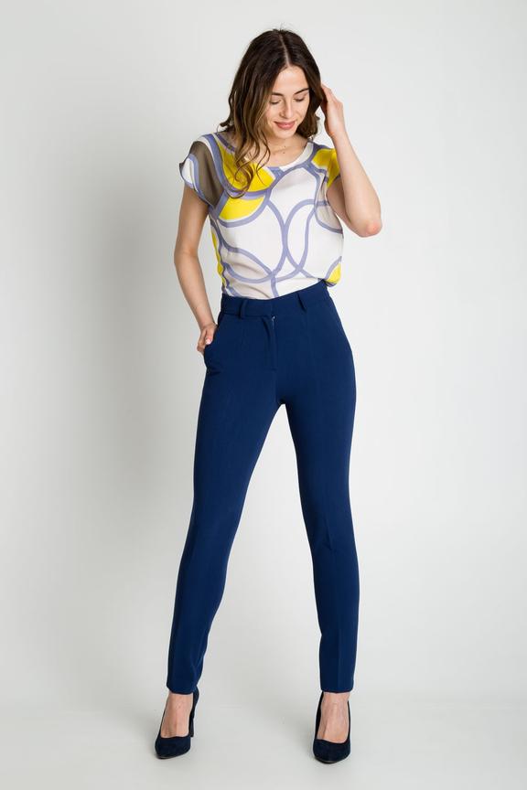 Granatowe eleganckie spodnie w kant