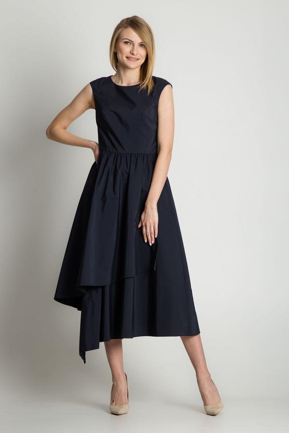 Trapezowa asymetryczna sukienka odcinana pod biustem