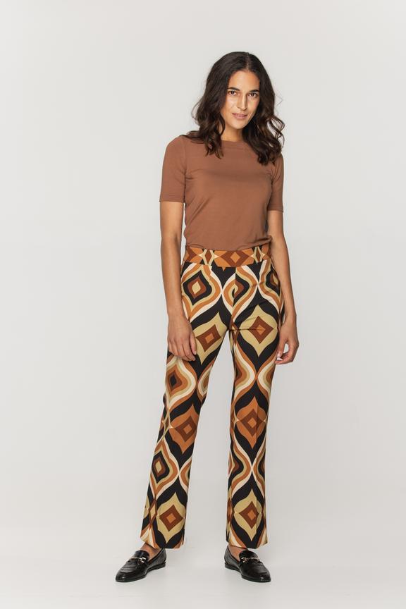 Gładka brązowa koszulka