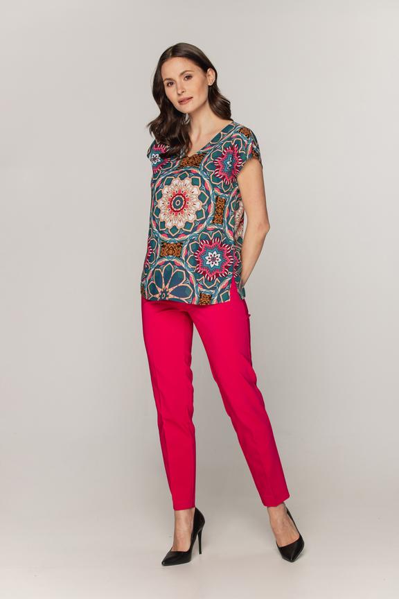 Kimonowa bluzka z rozcięciami po bokach