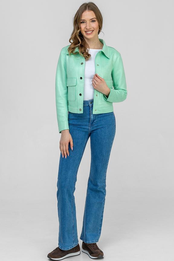 Short mint jacket with large patch pockets